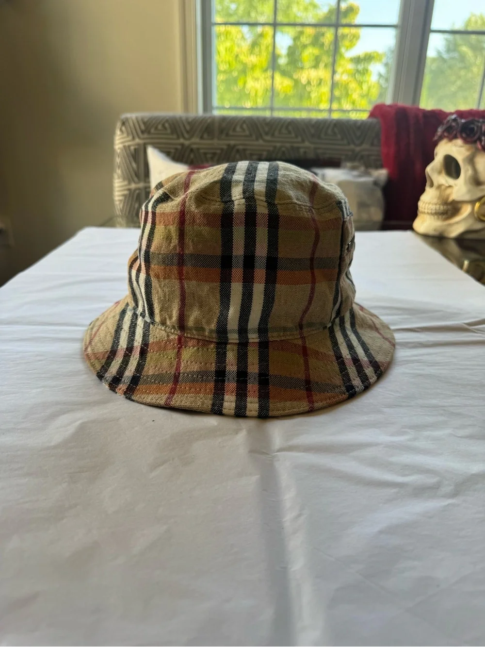 Authentic Burberry Iconic Nova Check Linen Bucket Hat